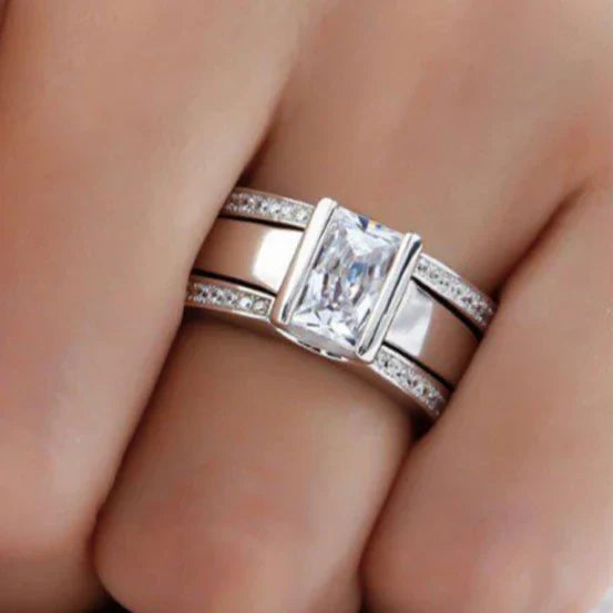 Antique Inlay Glass Ring | White Gold