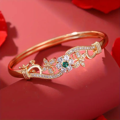 Isla Beauregard Bracelet | Gold