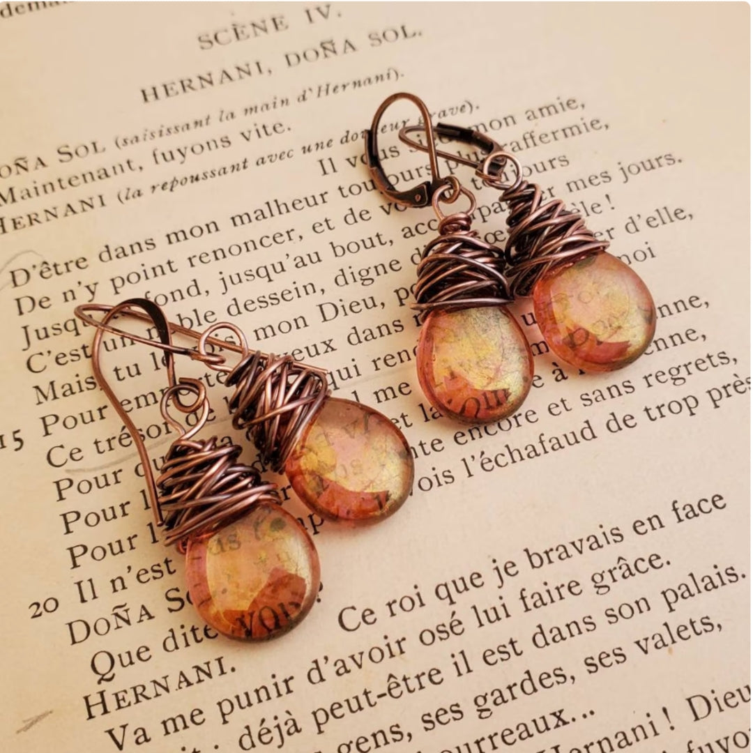 Moira - Vintage Firefly Earrings