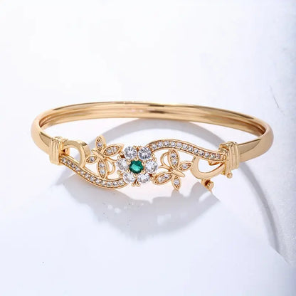 Isla Beauregard Bracelet | Gold