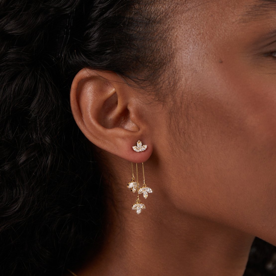 Stilvolle Wasserfall-Ohrhänger