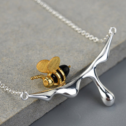 Gullnektar Bee Necklace