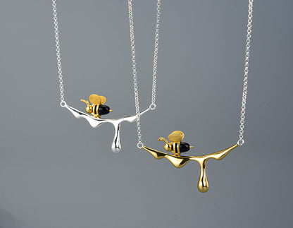 Gullnektar Bee Necklace