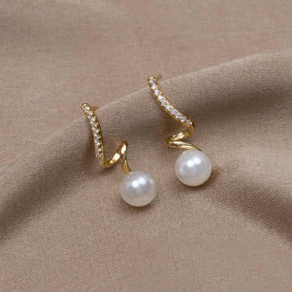 Tam Pearl Ripple Earrings